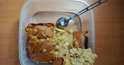 овсяный заливной пирог с квашеной капустой и яблоком