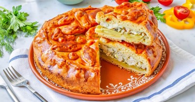 Пирог с картошкой и курицей в духовке