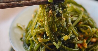 Салат из морской капусты по-китайски Лянбань хайдай сы 沙拉海藻
