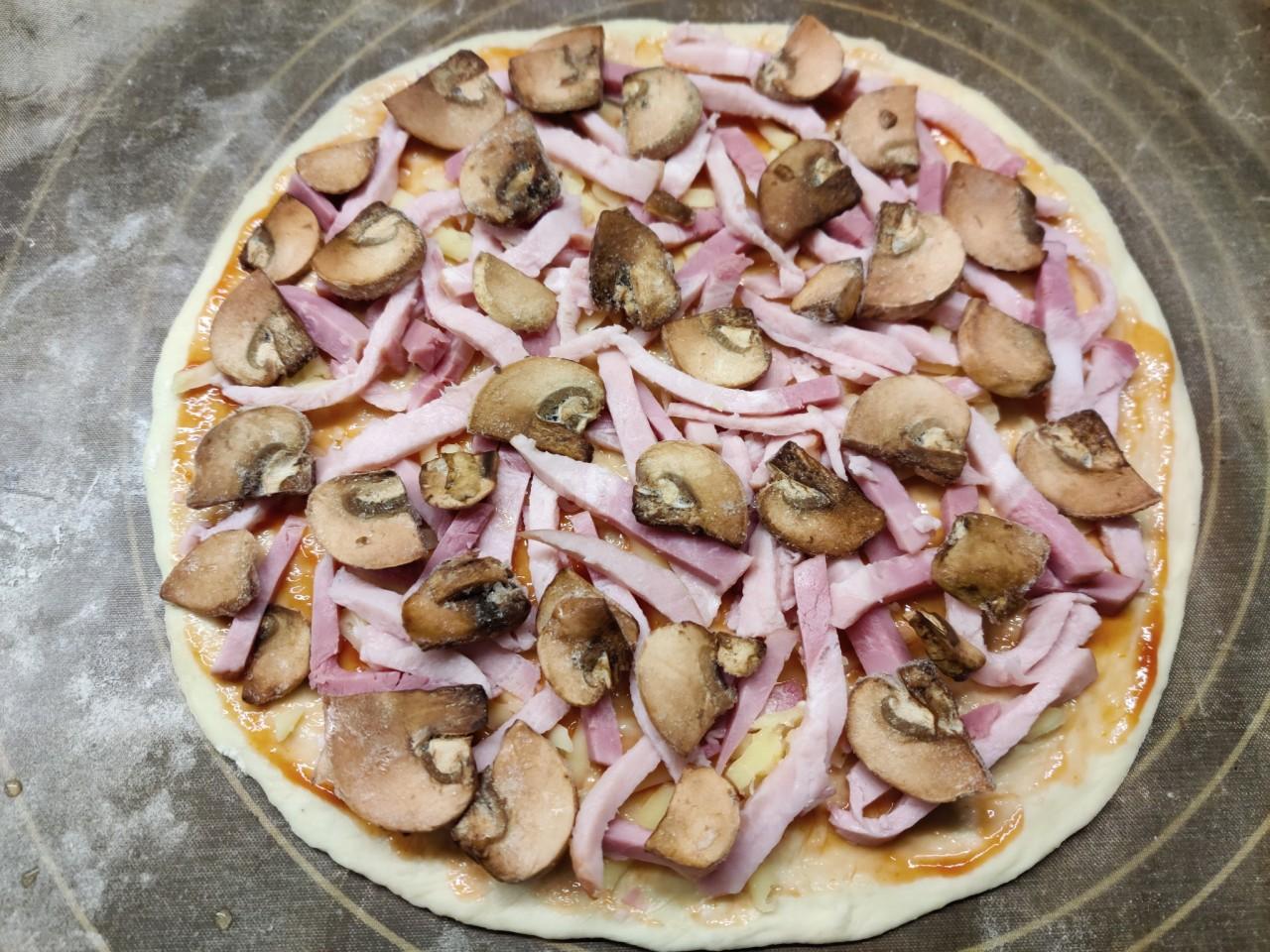 приготовить пиццу с грибами шампиньоны фото 83