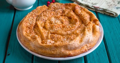 Пирог из лаваша с сыром в духовке