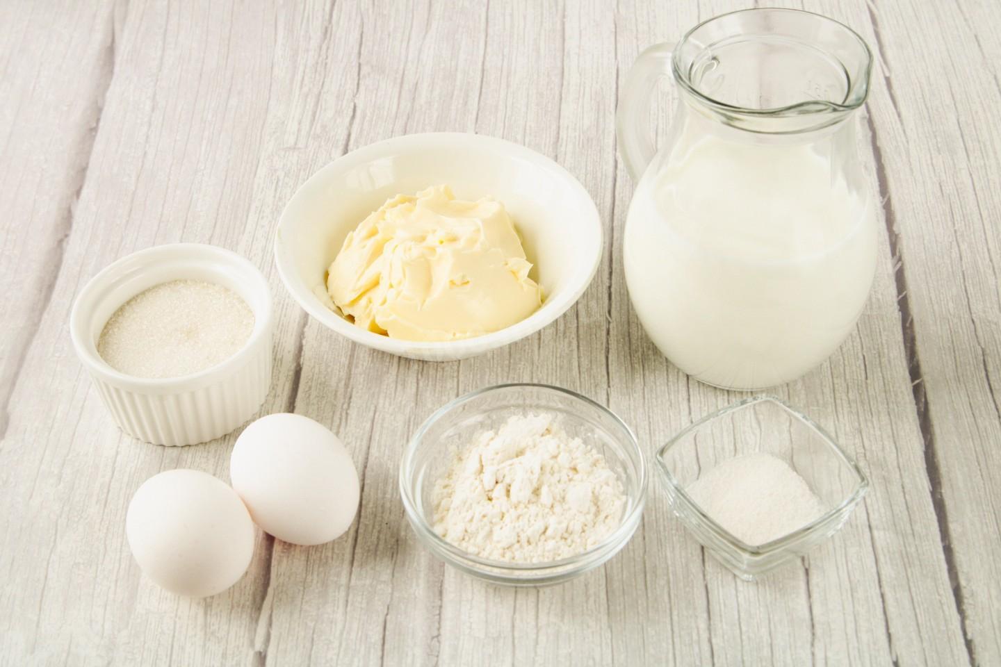Сливочное масло кефир яйца. Крем из молока. Заварной крахмал. Заварной крем на основе крахмала. Заварной крем без крахмала на молоке с мукой яйцами и йогуртом.