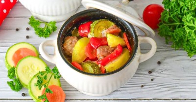 Мясо в горшочке с картошкой в аэрогриле