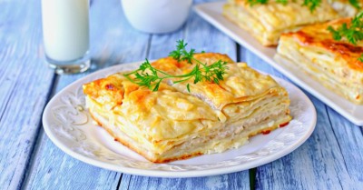 Ленивая ачма из лаваша с творогом и сыром