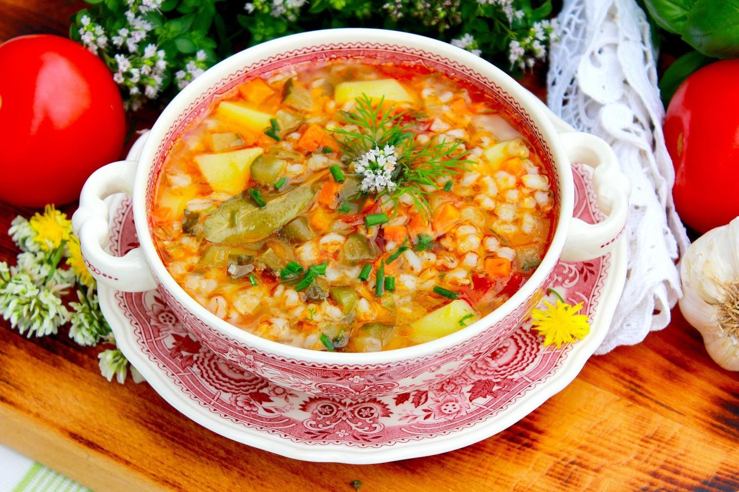 Суп с перловкой: лучшие рецепты классического рассольника и не только