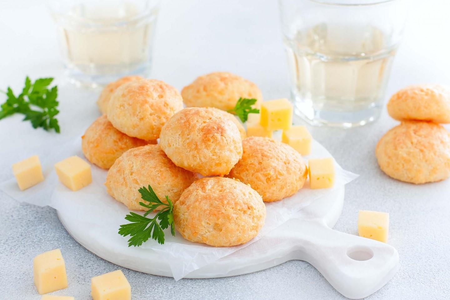 Сырные шарики из адыгейского сыра рецепт с фото