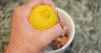 Как избавиться от запаха на руках