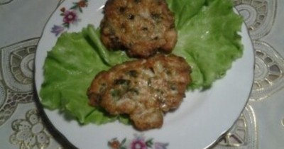 Рубленые котлеты из свинины и курицы с крахмалом и майонезом