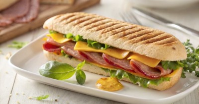 Панини с ветчиной и сыром