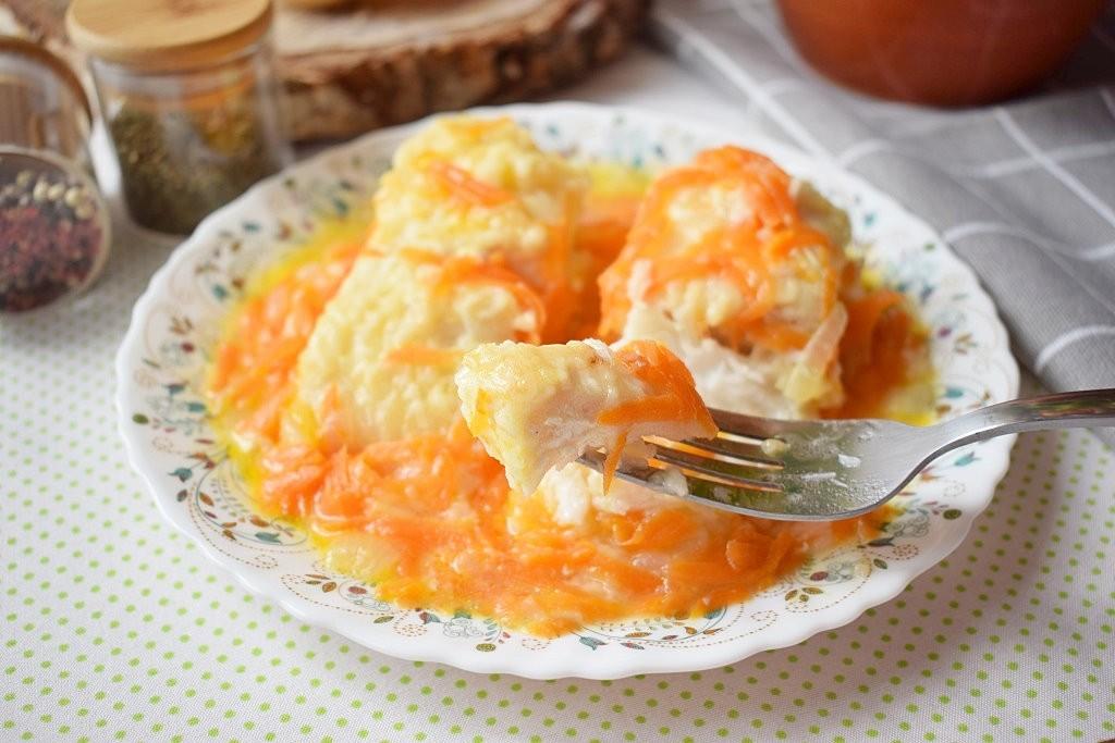 Треска в духовке самый вкусный рецепт с луком и морковью с фото пошагово