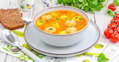Суп с рыбными фрикадельками