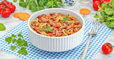 Красная фасоль с морковью и луком тушеная