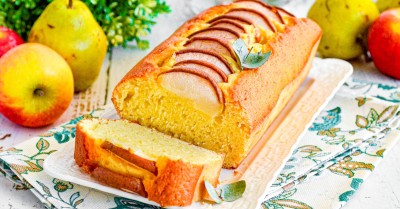 Пирог с манкой в духовке на кефире