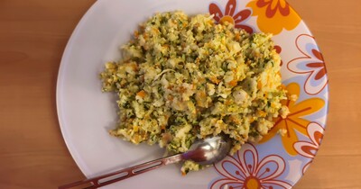 рис и минтай с яйцом