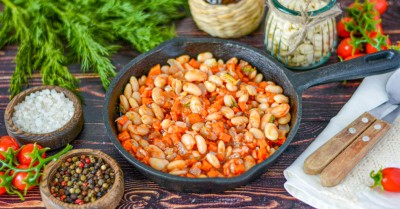 ПП фасоль с морковью и луком тушеная