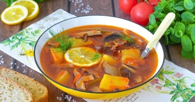 Постная солянка с грибами