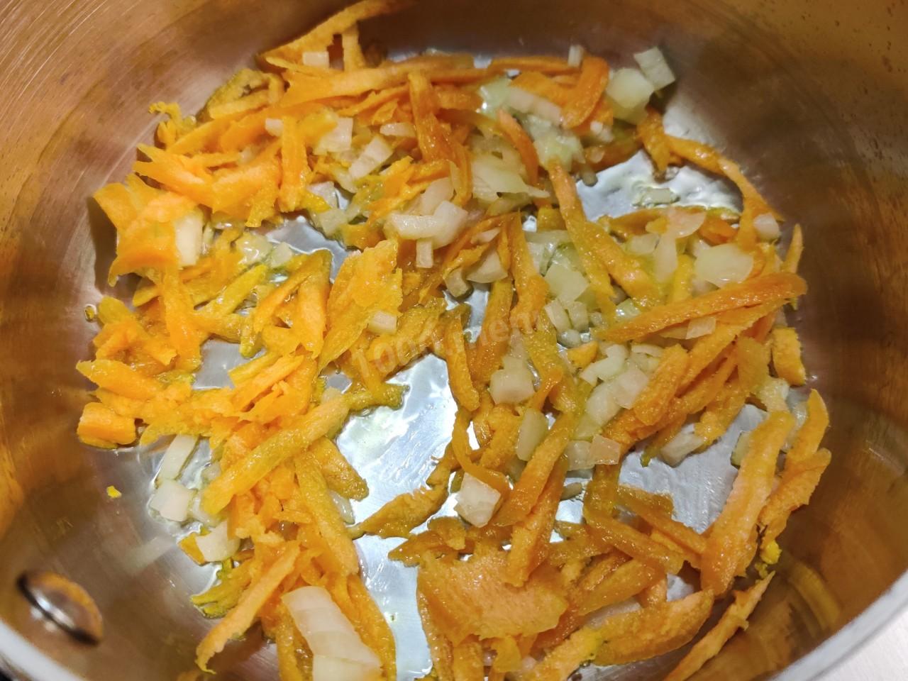 Морковь жареная на сковороде сподсолнецным. Рецепт печени с картошкой на сковороде