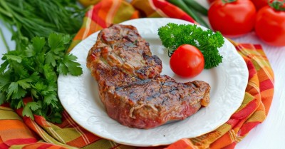 Стейк на мангале