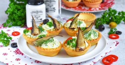 Тарталетки со шпротами