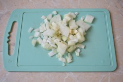 куриная голень в мультиварке рецепты с фото простые и вкусные. golen kurinaya v multivarke 1589955433 3 min. куриная голень в мультиварке рецепты с фото простые и вкусные фото. куриная голень в мультиварке рецепты с фото простые и вкусные-golen kurinaya v multivarke 1589955433 3 min. картинка куриная голень в мультиварке рецепты с фото простые и вкусные. картинка golen kurinaya v multivarke 1589955433 3 min. Очень нежное и аппетитное куриное мясо получится, если приготовить его в мультиварке. При помощи этого кухонного прибора можно создавать невероятные кулинарные шедевры из самых обычных продуктов. Даже самая неопытная хозяйка приготовит куриные голени в мультиварке легко, и получатся они очень вкусными!