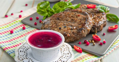 Клюквенный соус к мясу из клюквы