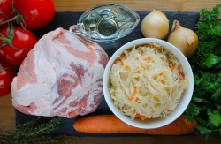 солянка с мясом и капустой в мультиварке рецепт с фото. kvashenaya kapusta s myasom tushenaya v multivarke 1632895784 2 min. солянка с мясом и капустой в мультиварке рецепт с фото фото. солянка с мясом и капустой в мультиварке рецепт с фото-kvashenaya kapusta s myasom tushenaya v multivarke 1632895784 2 min. картинка солянка с мясом и капустой в мультиварке рецепт с фото. картинка kvashenaya kapusta s myasom tushenaya v multivarke 1632895784 2 min. Приготовленная тушеная капуста с мясом в мультиварке – вкусное блюдо, которым можно накормить домочадцев за ужином, подать его к обеду или для разнообразия к праздничному столу. Используя разновидности мяса или применяя различную технику рецептов, удастся каждый раз получать новую версию блюда.