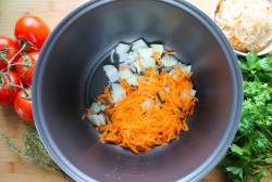 солянка с мясом и капустой в мультиварке рецепт с фото. kvashenaya kapusta s myasom tushenaya v multivarke 1632895788 5 min. солянка с мясом и капустой в мультиварке рецепт с фото фото. солянка с мясом и капустой в мультиварке рецепт с фото-kvashenaya kapusta s myasom tushenaya v multivarke 1632895788 5 min. картинка солянка с мясом и капустой в мультиварке рецепт с фото. картинка kvashenaya kapusta s myasom tushenaya v multivarke 1632895788 5 min. Приготовленная тушеная капуста с мясом в мультиварке – вкусное блюдо, которым можно накормить домочадцев за ужином, подать его к обеду или для разнообразия к праздничному столу. Используя разновидности мяса или применяя различную технику рецептов, удастся каждый раз получать новую версию блюда.