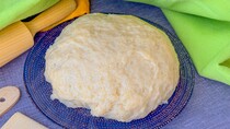 Тісто для булочок у духовці без дріжджів