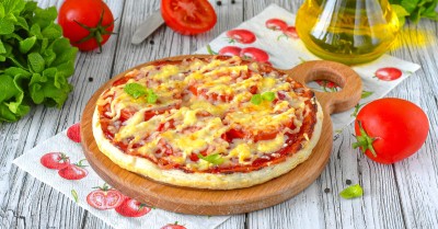 Пицца в аэрогриле из слоеного теста