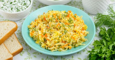 Тушеная капуста с яйцом