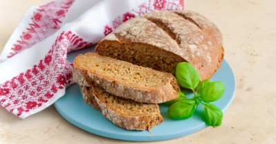 Черный хлеб из ржаной и пшеничной муки в духовке