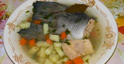 Рыбный суп из семги классический