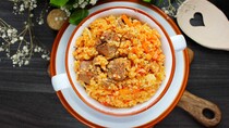 Індичка з булгуром і томатним соусом