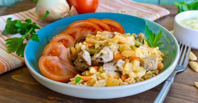 Картошка с мясом в микроволновке