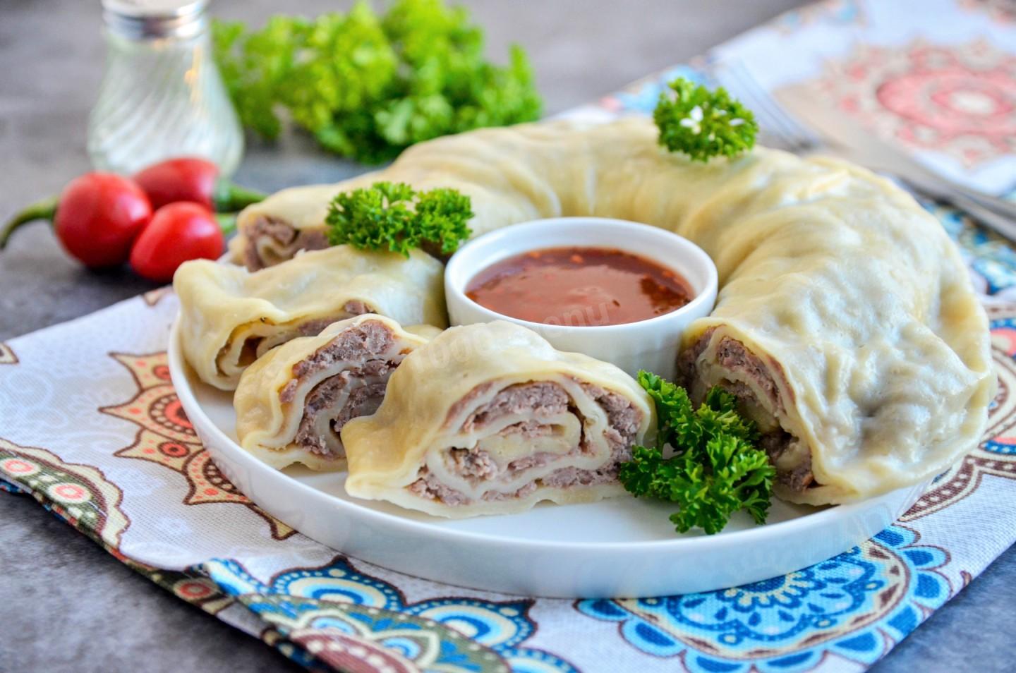 Ханум блюдо узбекской кухни