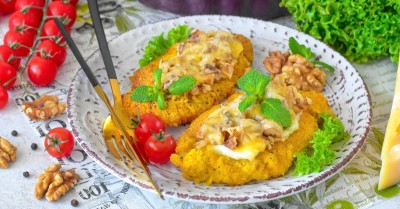 Курица по арабски в духовке с орехами