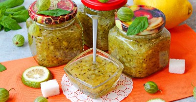 Крыжовник с лимоном в банках на зиму без варки