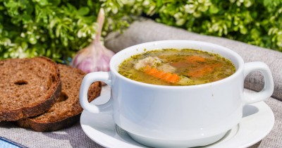 Грибной суп с гречкой и овощами