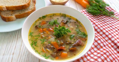 Грибной суп с маслятами