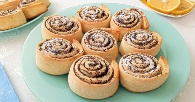 Домашние слойки с маком