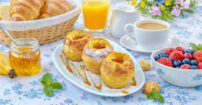 Запеченные яблоки с медом и корицей в духовке