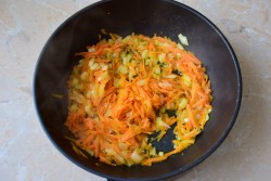 рис с морковкой и фаршем. ris s farshem i tomatnoi pastoi na skovorode 1620626021 13 min. рис с морковкой и фаршем фото. рис с морковкой и фаршем-ris s farshem i tomatnoi pastoi na skovorode 1620626021 13 min. картинка рис с морковкой и фаршем. картинка ris s farshem i tomatnoi pastoi na skovorode 1620626021 13 min. Наивкуснейший, из простых продуктов, легкий, на каждый день! Рис с фаршем и томатной пастой готовится на сковороде с предварительной варкой риса. Получается очень богатое вкусами, но при этом в меру бюджетное блюдо, которое можно подавать и на обед, и на ужин. И его можно изменять, добавляя другие продукты!