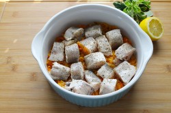 сочетается ли рыба с капустой белокочанной. rjba s kapustoi 1585208754 8 min. сочетается ли рыба с капустой белокочанной фото. сочетается ли рыба с капустой белокочанной-rjba s kapustoi 1585208754 8 min. картинка сочетается ли рыба с капустой белокочанной. картинка rjba s kapustoi 1585208754 8 min. Для того чтобы разнообразить своё питание, постоянно приходится придумывать блюда, которые понравятся всей семье. Капуста, тушеная с рыбой, станет отличным обедом или ужином. Для этого блюда можно взять капусту и ранних, и поздних сортов. Рыба подойдёт и свежая, и замороженная, например, треска, хек, минтай и т.д., главное, чтобы в ней не было мелких костей.
