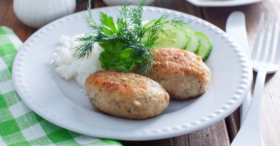 Рыбные котлеты из путассу