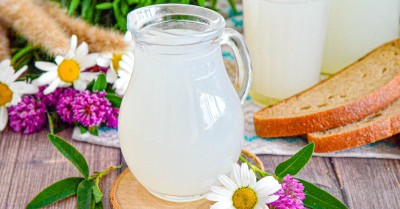Простой домашний белый квас из ржаной муки