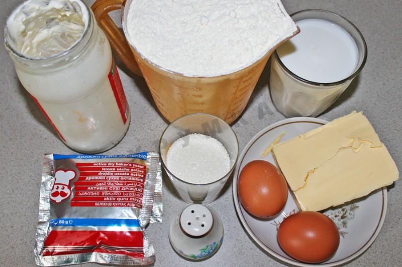 Простой рецепт мука сахар. Мука молоко яйца дрожжи. Соль мука молоко кефир сахар. Печенье творог сметана сода сахар мука. Сгущенка сметана мука.