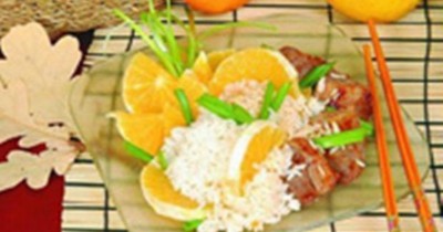 Свинина жареная с рисом и апельсинами