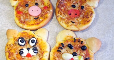 Забавная детская мини пицца с колбасой для детей