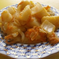 Картошка с морковью и луком