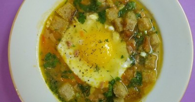 Суп-пюре с ветчиной и яйцом